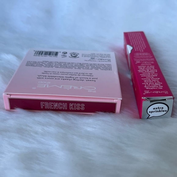 The Crème Shop Makeup and Beauty Accessories Bundle #5 - Picture 5 of 10